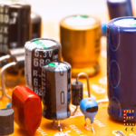 Capacitores o Condensadores